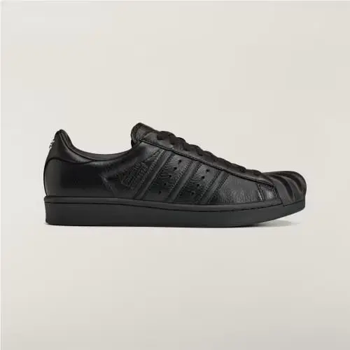 Adidas shoes - Core Black / Core Black / Core Black 8