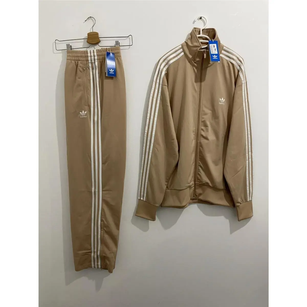 Adidas clothing - Beige 6