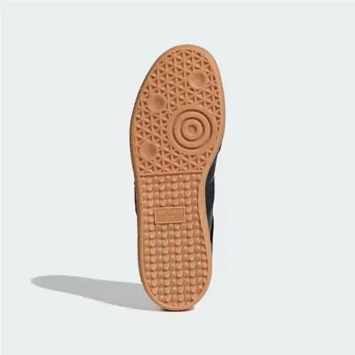 Adidas shoes - Core Black / Core Black / Gum 2