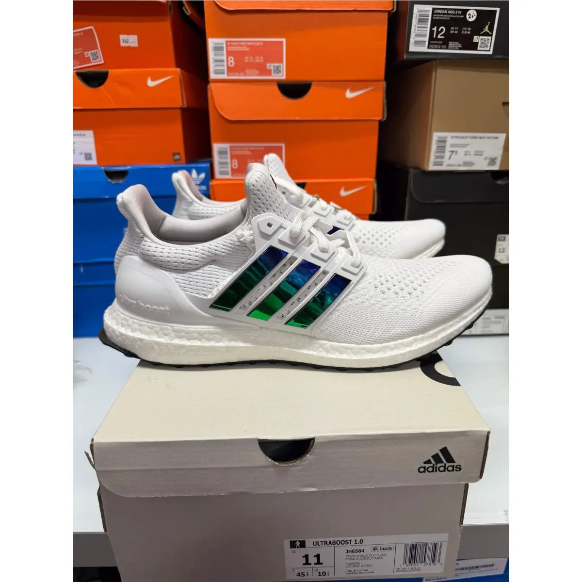 Adidas shoes - White 0