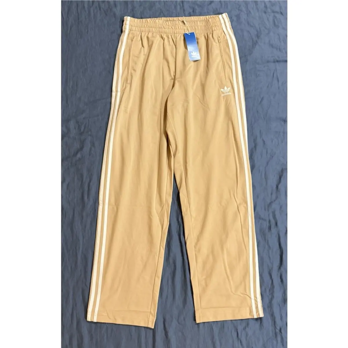 Adidas clothing - Beige 4