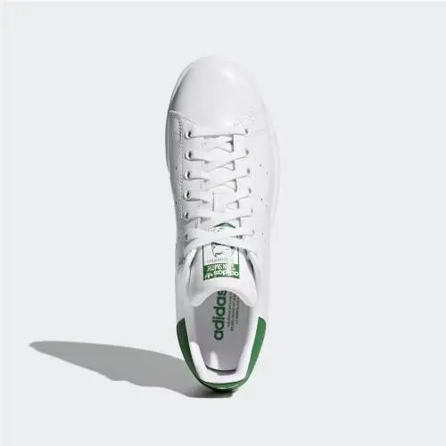 Adidas shoes - Cloud White / Core White / Green 18