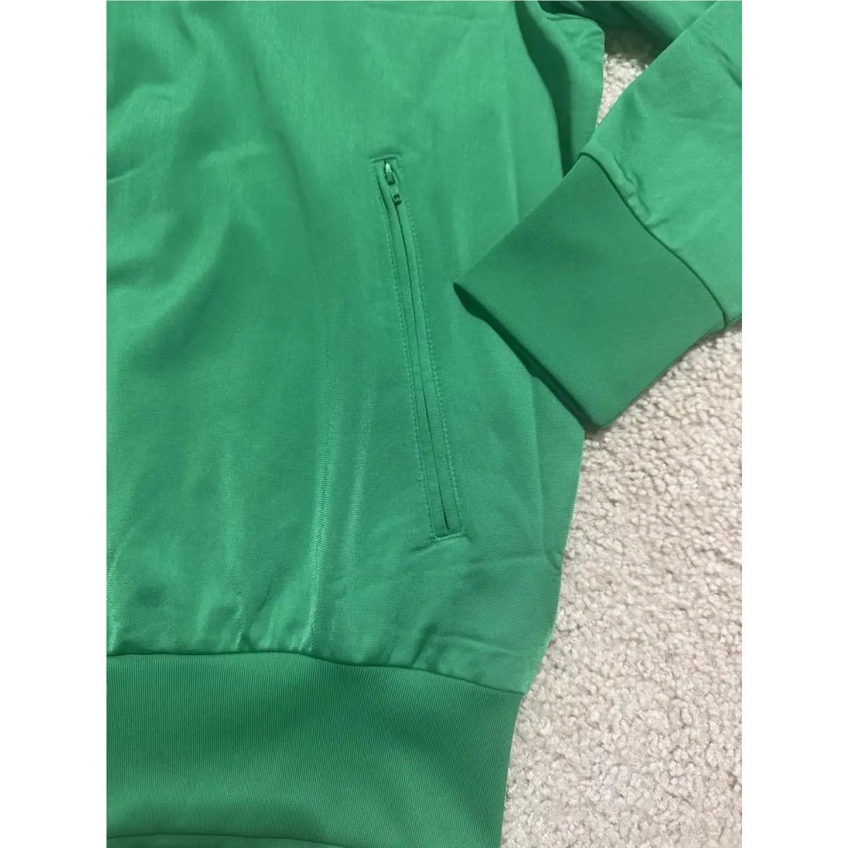Adidas clothing - Green 2
