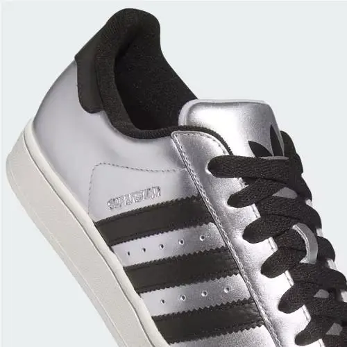 Adidas shoes - Silver Metallic / Core Black / Silver Metallic 8