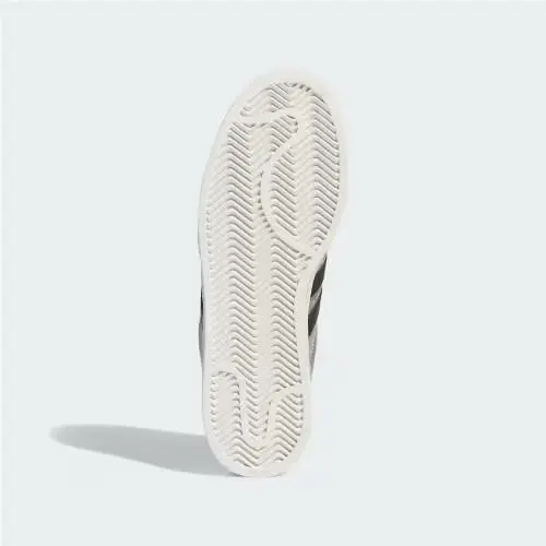 Adidas shoes - Silver Metallic / Core Black / Silver Metallic 2