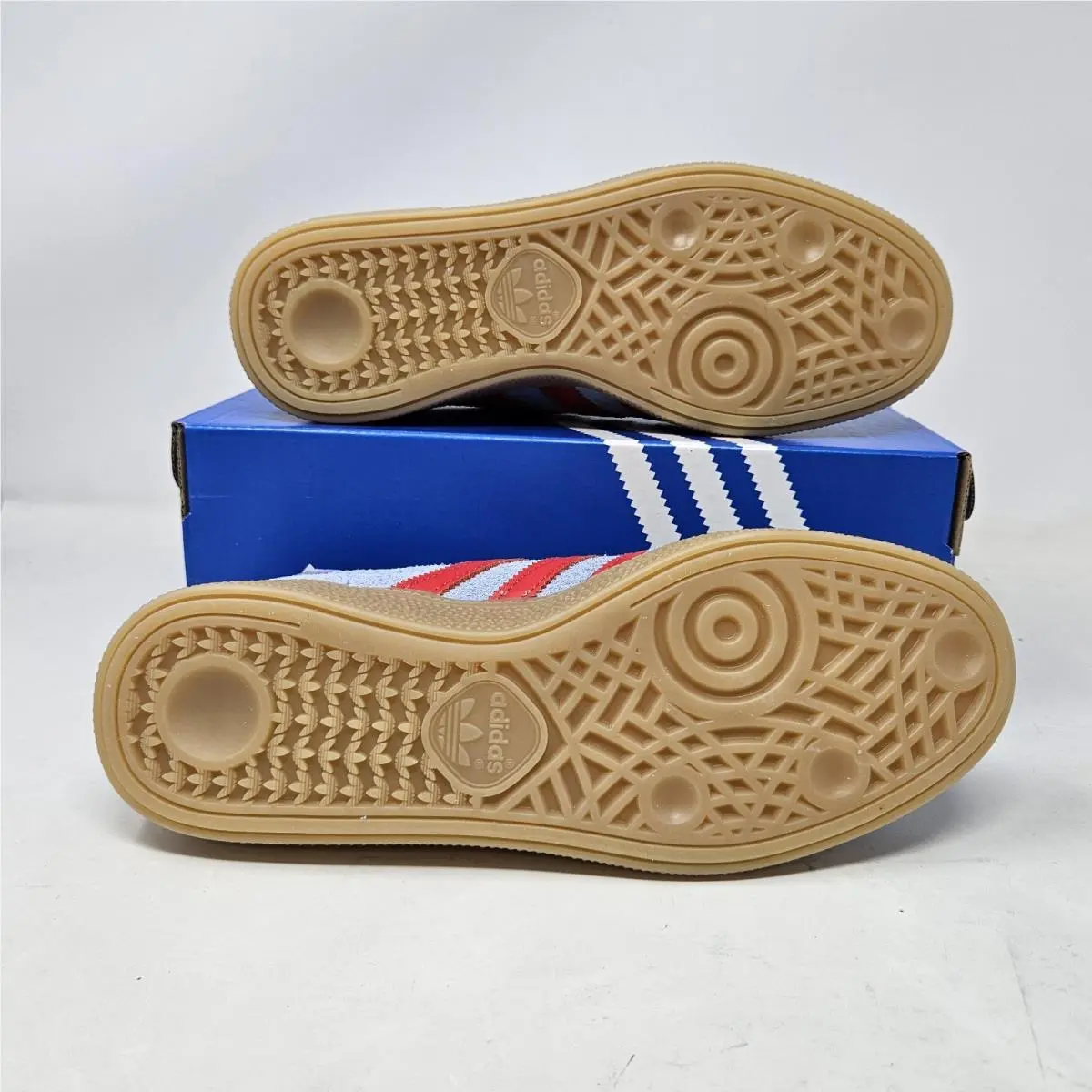 Adidas shoes - adidas Handball Spezial - Handball Spezial - JR3639 - Glow Blue - Red 1