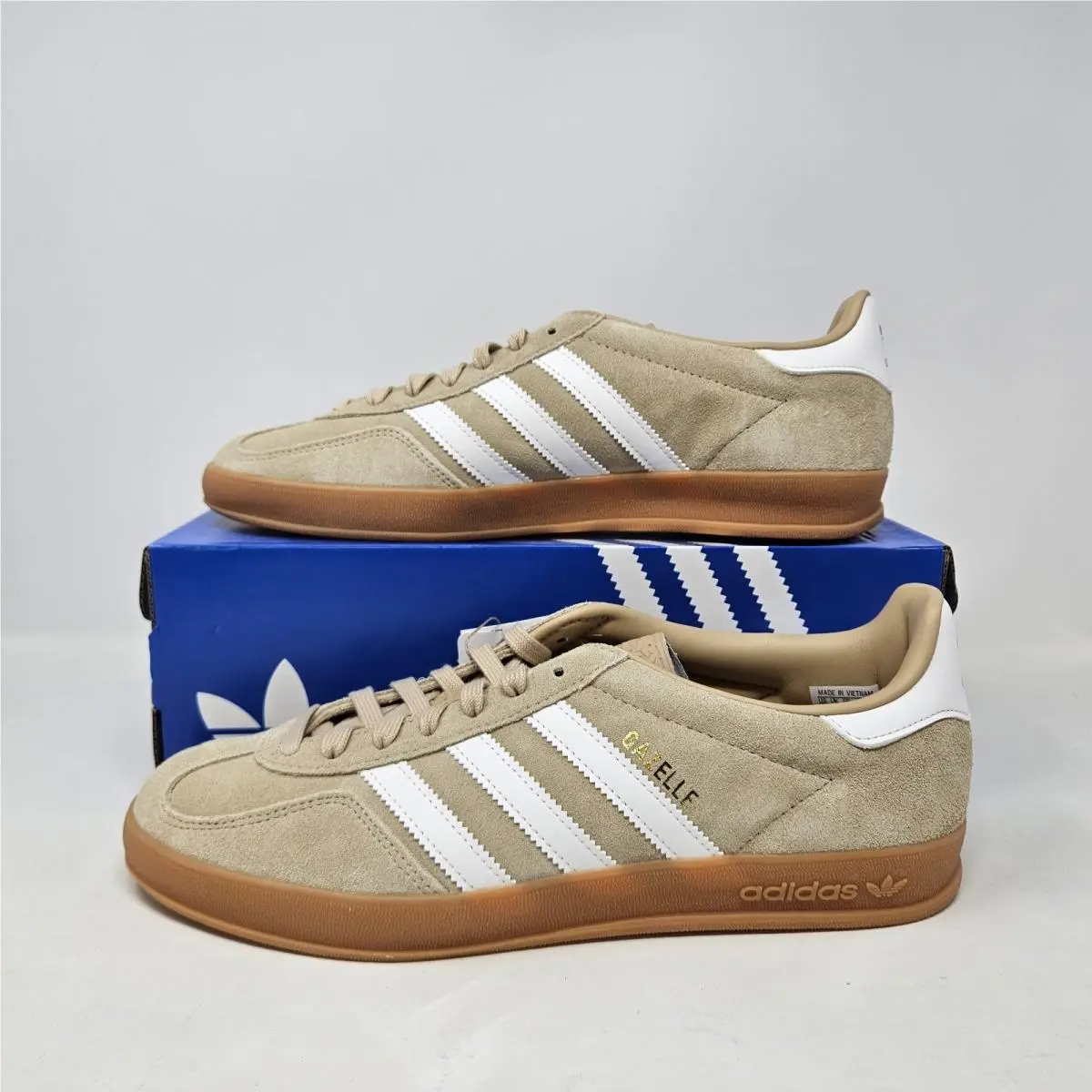 Gazelle Indoor `magic Beige White` Sneakers / HQ5154 / Men`s Size 7.5 by Adidas