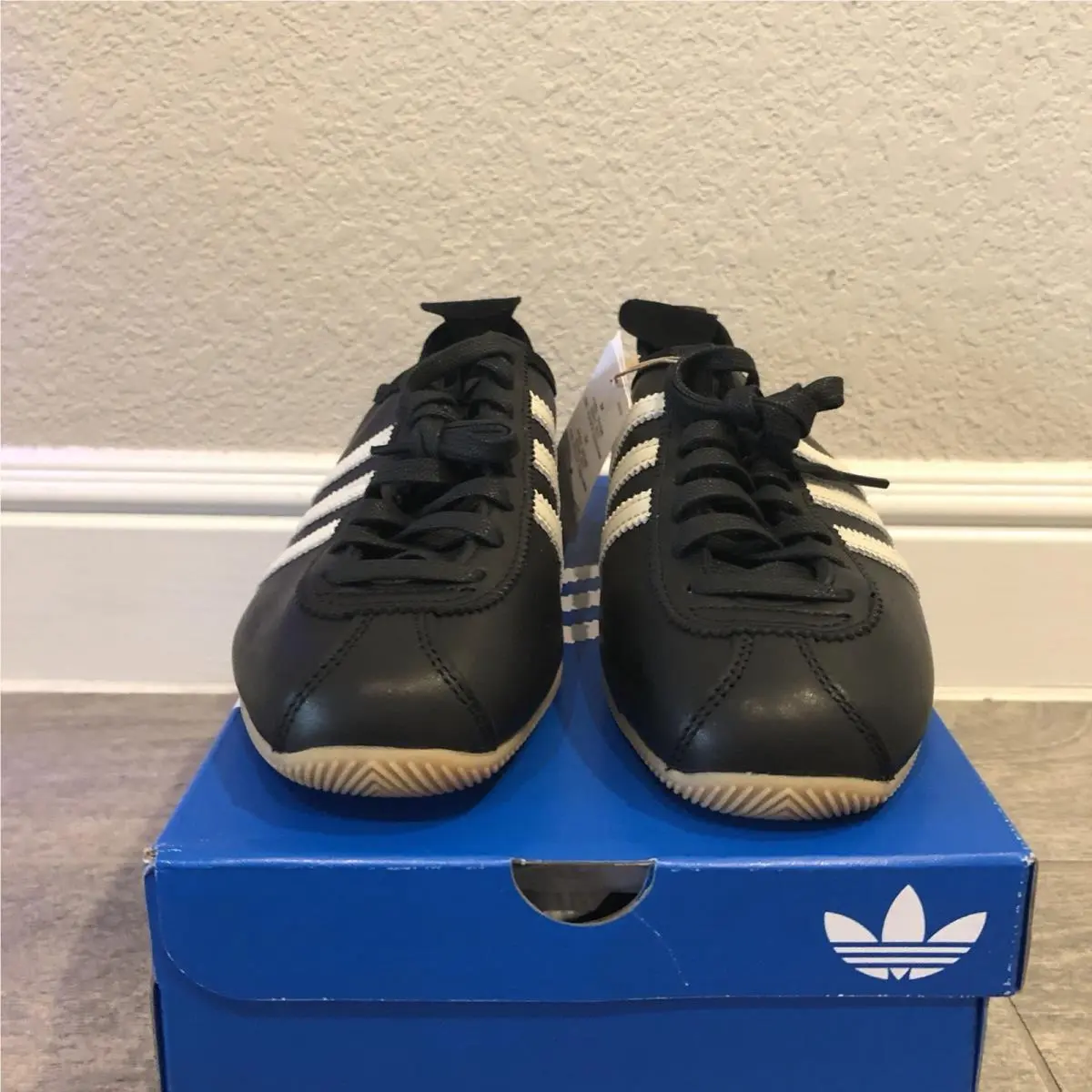 Adidas shoes - JS3774 - KK3438 - Multicolor 0