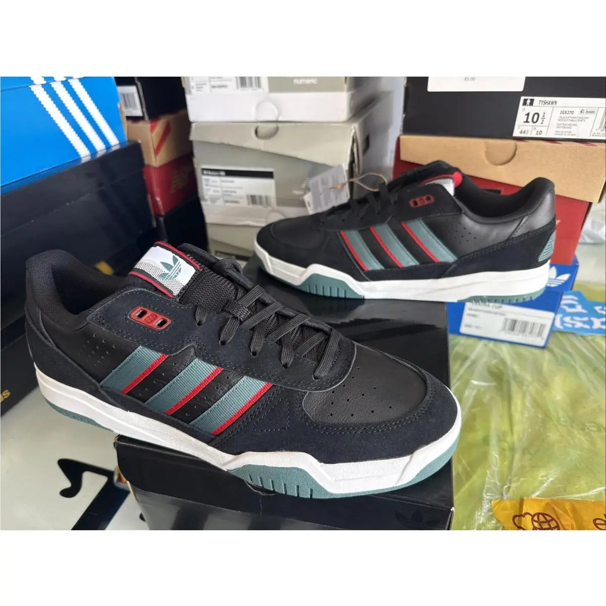 Adidas shoes - adidas JS - Js4307 - Black 0