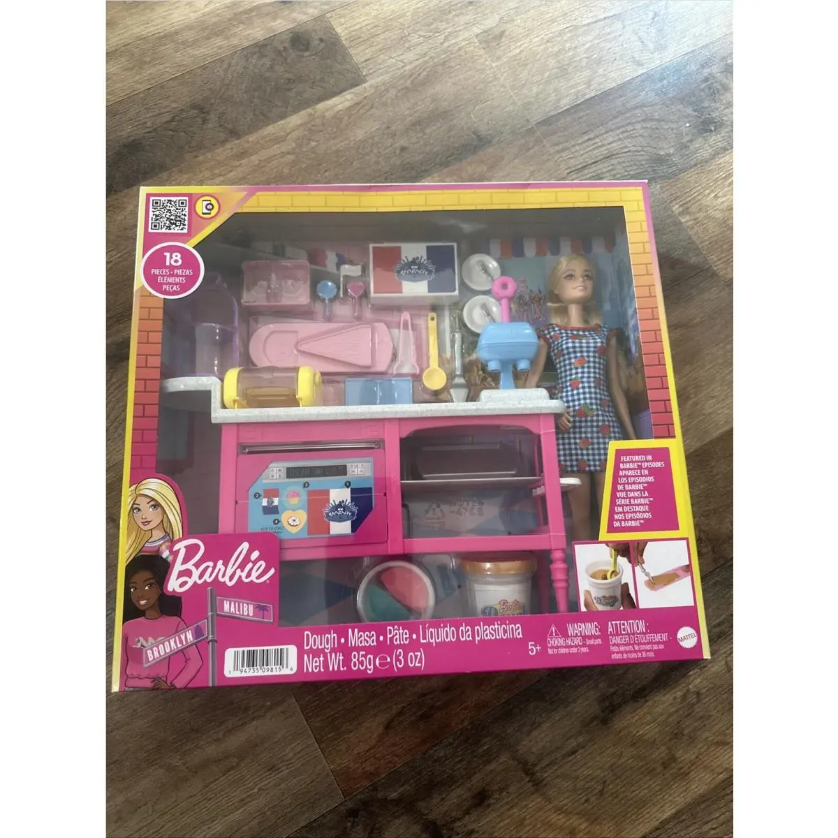 Barbie It Takes Two Café Playset with 18 Pastry Making Accessories HJY19