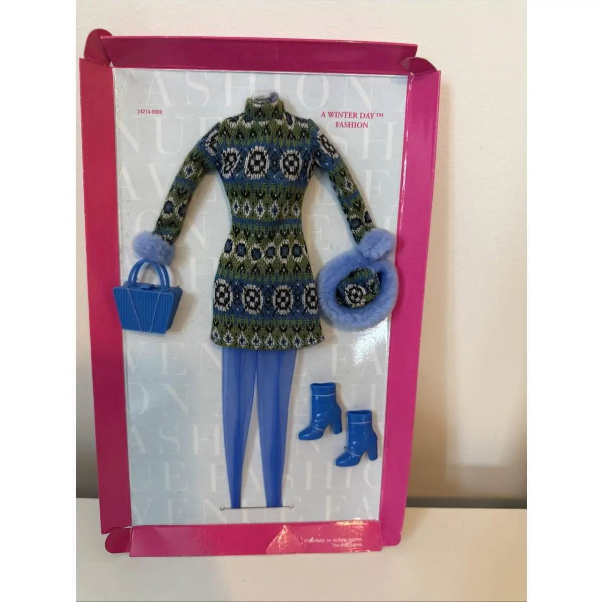 Vintage 1999 Barbie Metro Fashion Avenue A Winter Day Mattel 25701 Very Rare