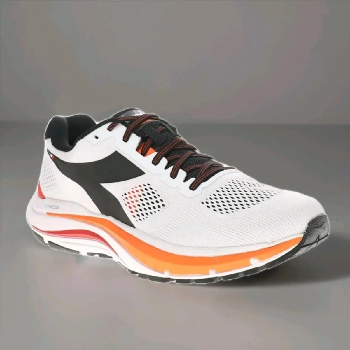 Diadora shoes - DIADORA Mythos - Mythos - 178060-C9804 - WHITE / ORANGE / BLACK / RED 25