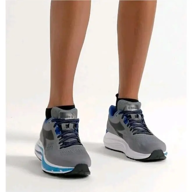 Diadora shoes - Diadora Mythos Blushield 7 Vortice Running - 101 178060 01 C9215 - Gray 10