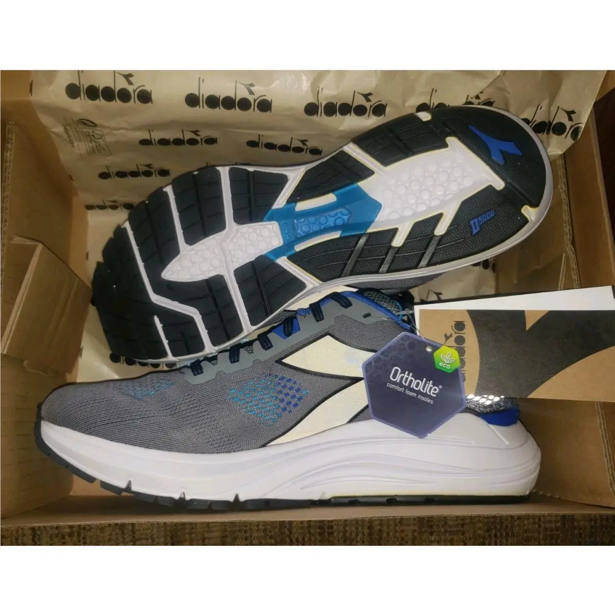 Diadora shoes - Diadora Mythos Blushield 7 Vortice Running - 101 178060 01 C9215 - Gray 15
