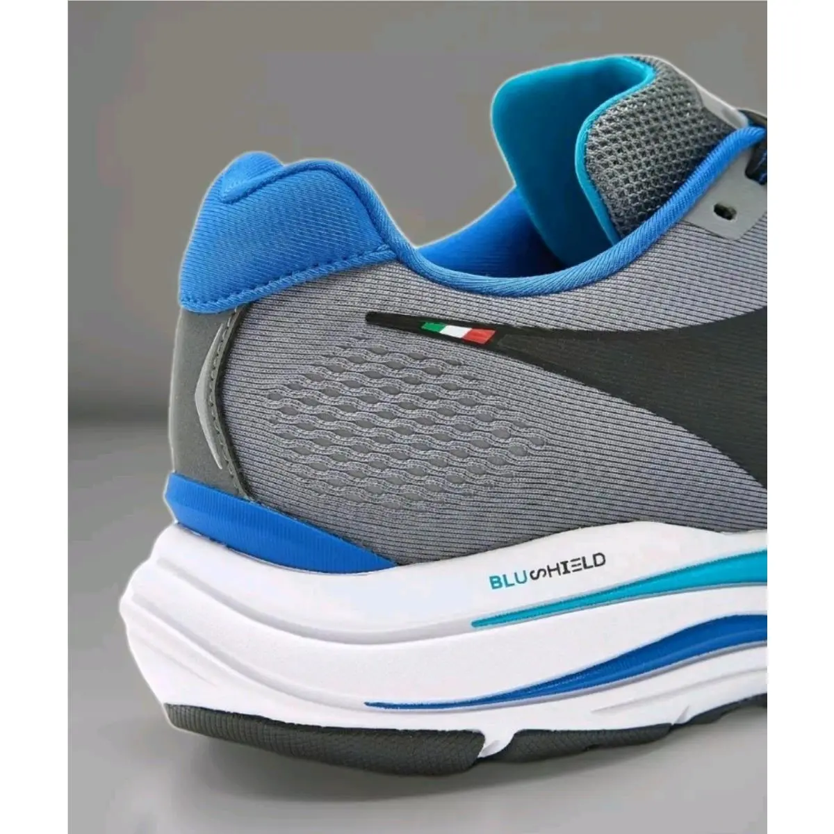 Diadora shoes - Diadora Mythos Blushield 7 Vortice Running - 101 178060 01 C9215 - Gray 7