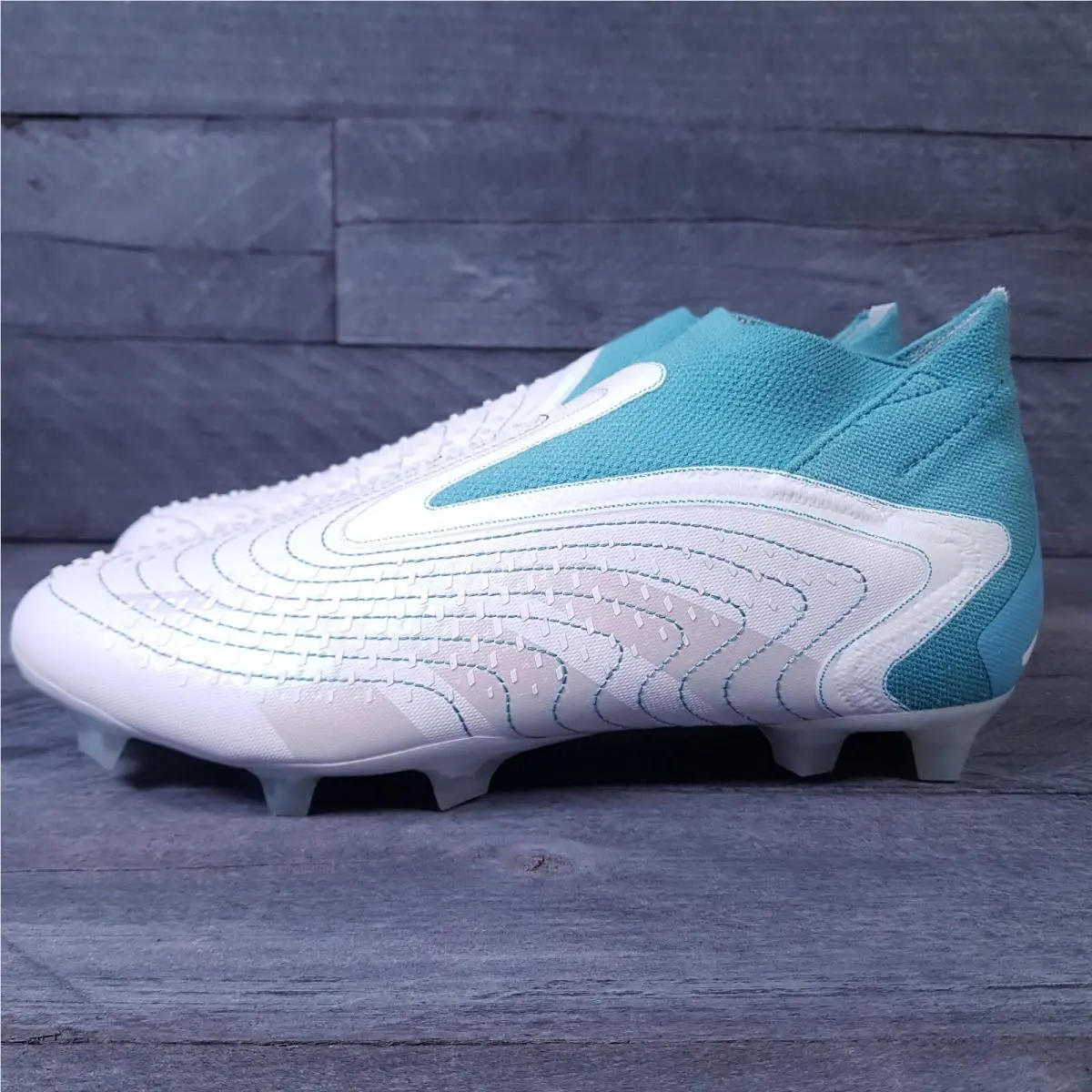 Adidas Predator Accuracy+ FG Soccer Cleats Mens 8 Womens 9 White Grey Blue