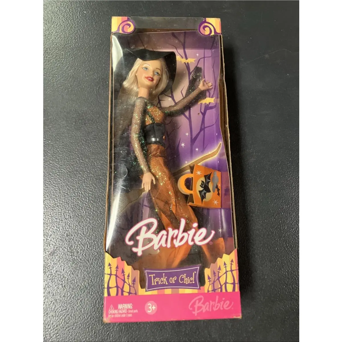 Barbie Halloween Trick or Chic Barbie Doll 2006-001
