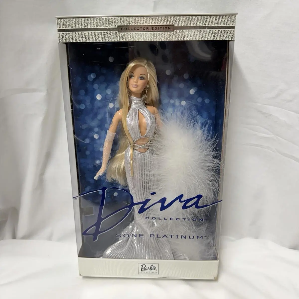 2001 Mattel Diva Collection Gone Platinum Barbie - 52739 - Nrfb Silver Dress
