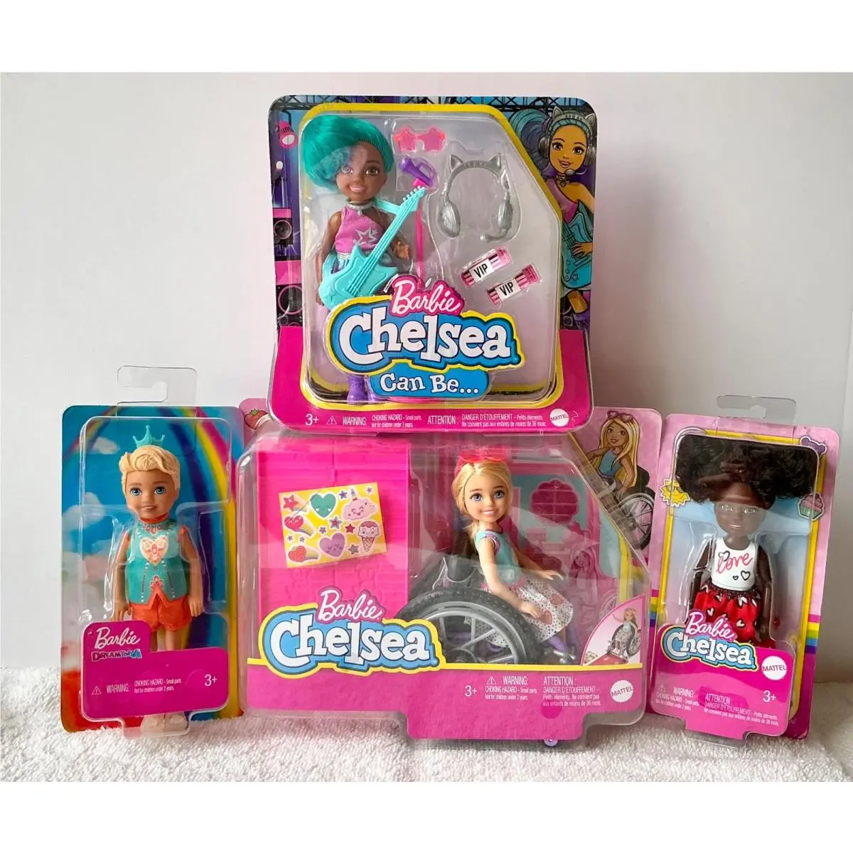 Barbie Club Chelsea Dolls with Wheelchair Rockstar Playsets Dreamtopia Doll