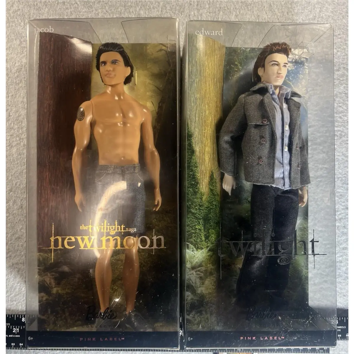 Barbie Pink Label Collector Edward and Jacob 2 Doll Set Twilight Saga Moon