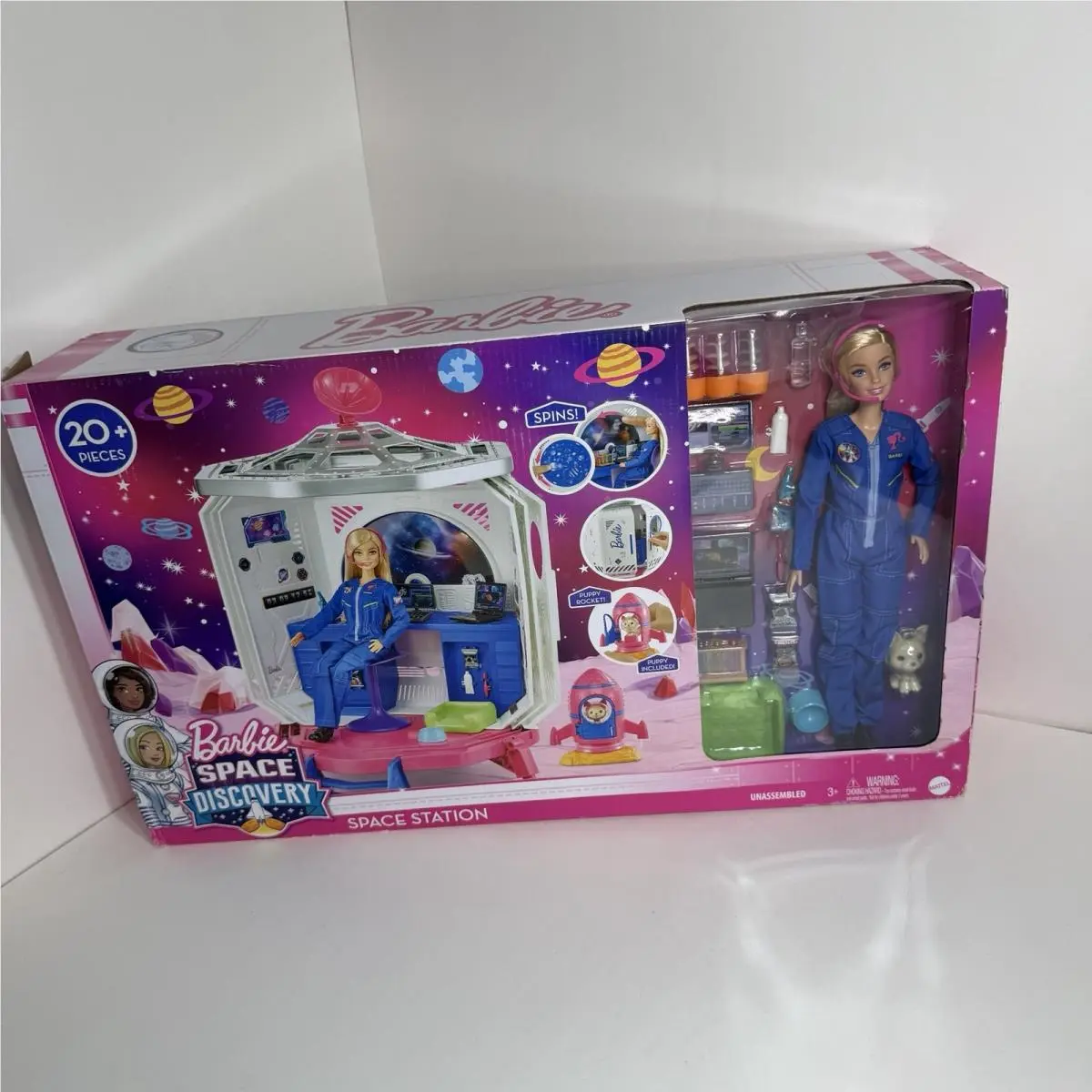 2020 Barbie Space Discovery Space Station Playset
