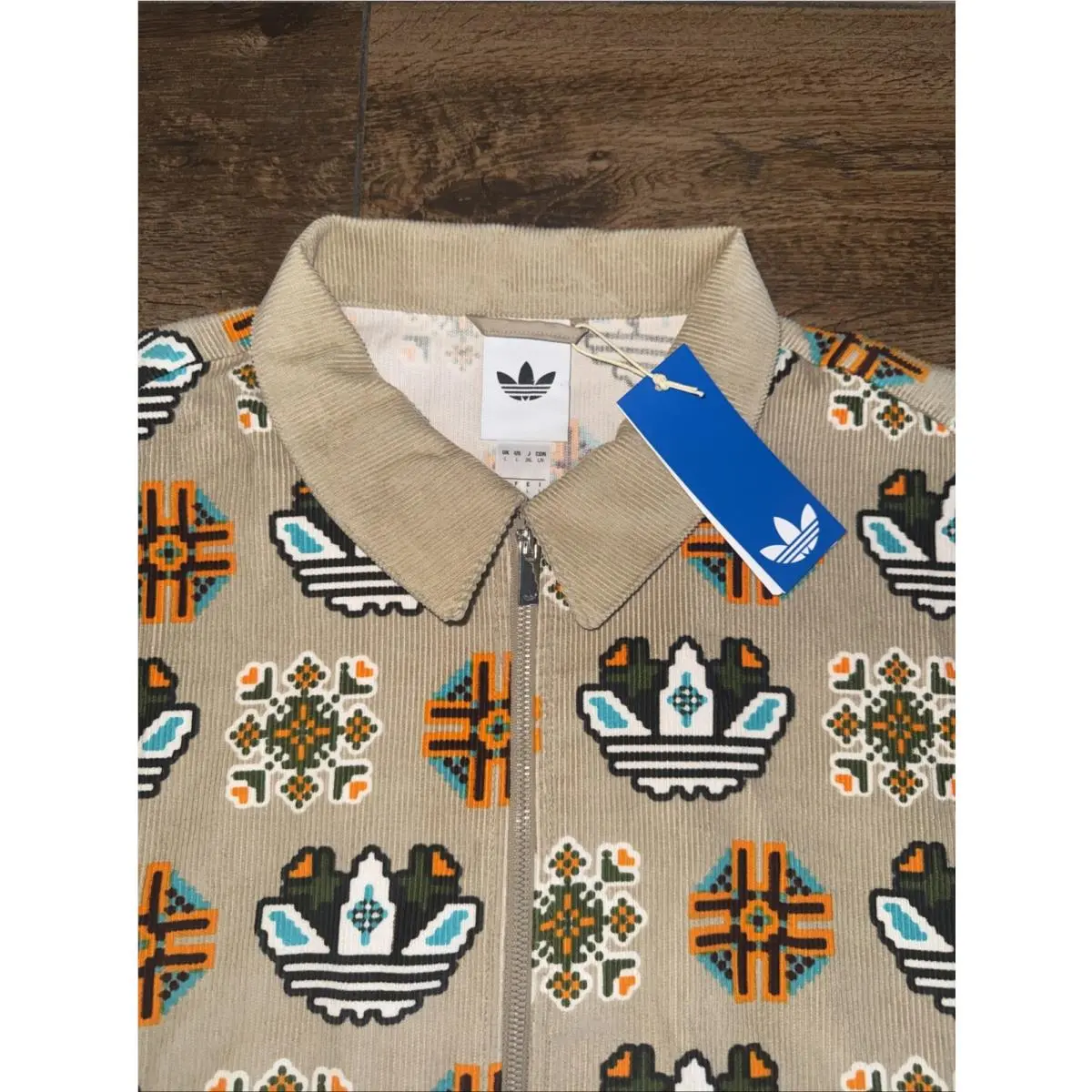 Adidas clothing - JY2996 - JY2996 - Multicolor (UPC: 197626962215) 4
