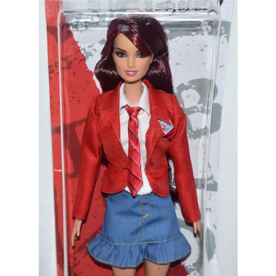 New/nrfb 2024 Mattel Barbie Rebelde Rbd Roberta Doll HXJ71 in School Uniform