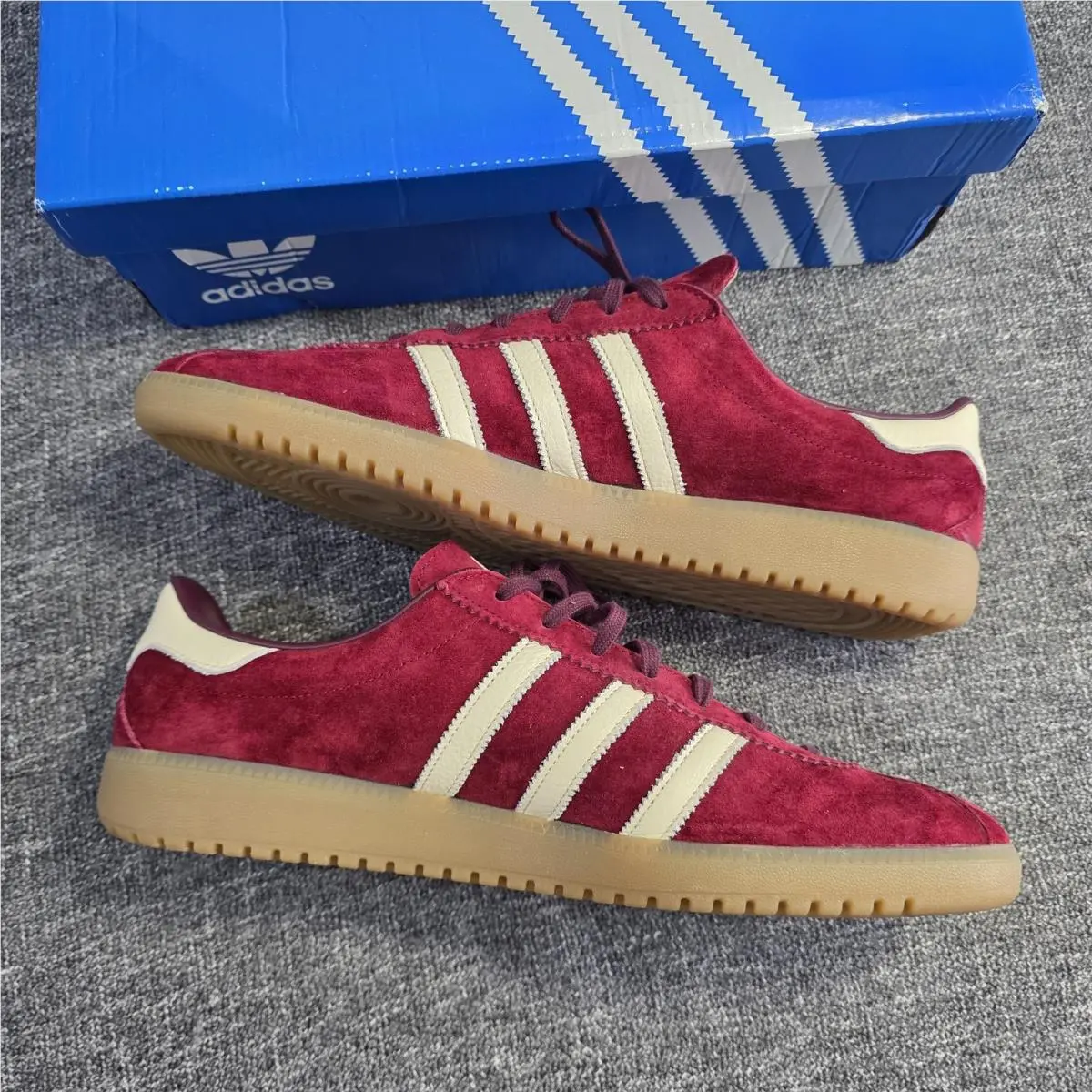Adidas shoes - adidas Bermuda - Bermuda - IE7426 - Burgundy 0