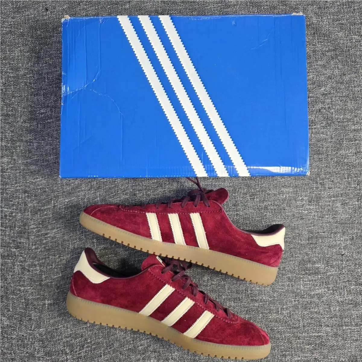 Adidas shoes - adidas Bermuda - Bermuda - IE7426 - Burgundy 7