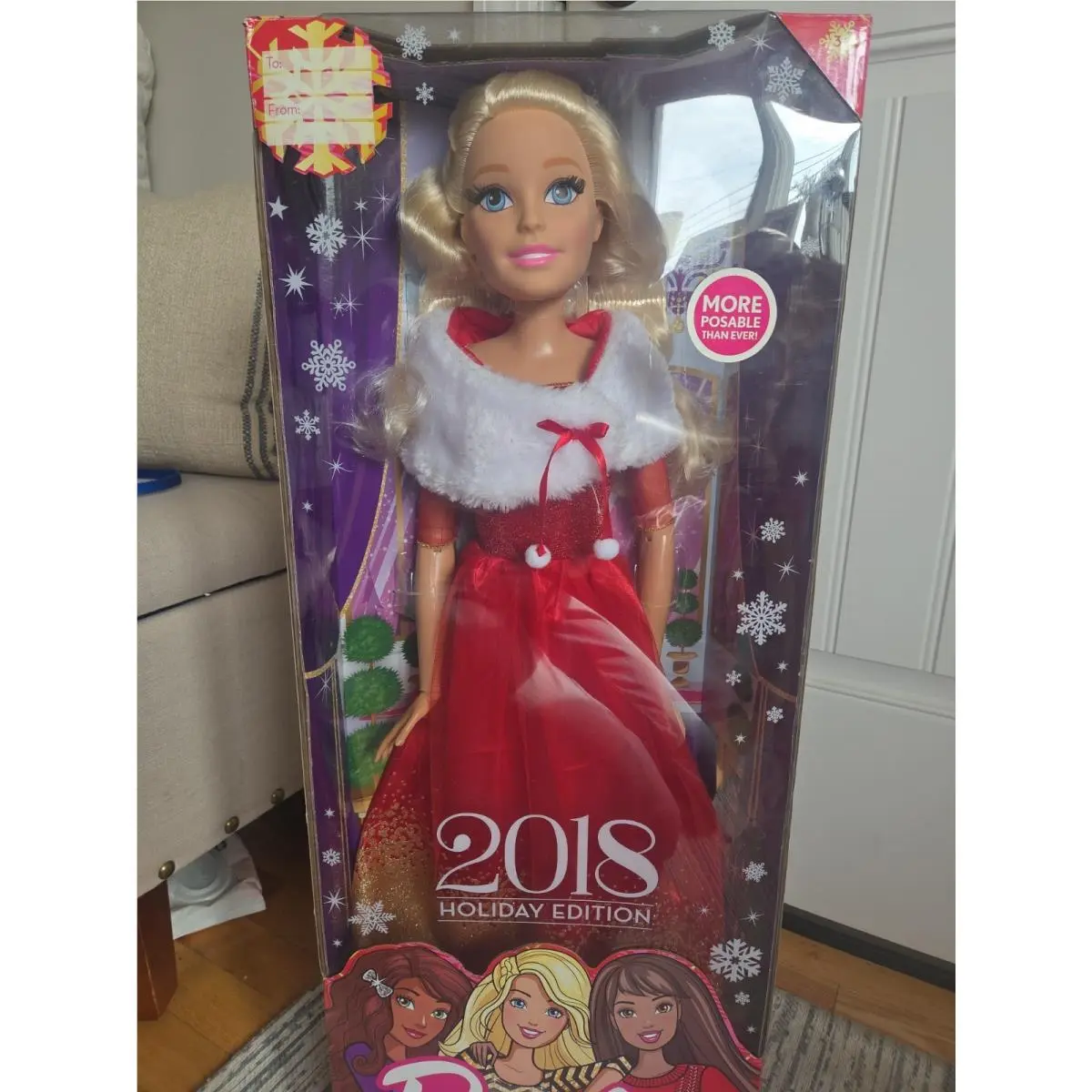 2018 Barbie Doll 28 Holiday Edition Best Fashion Friend - Great Cond