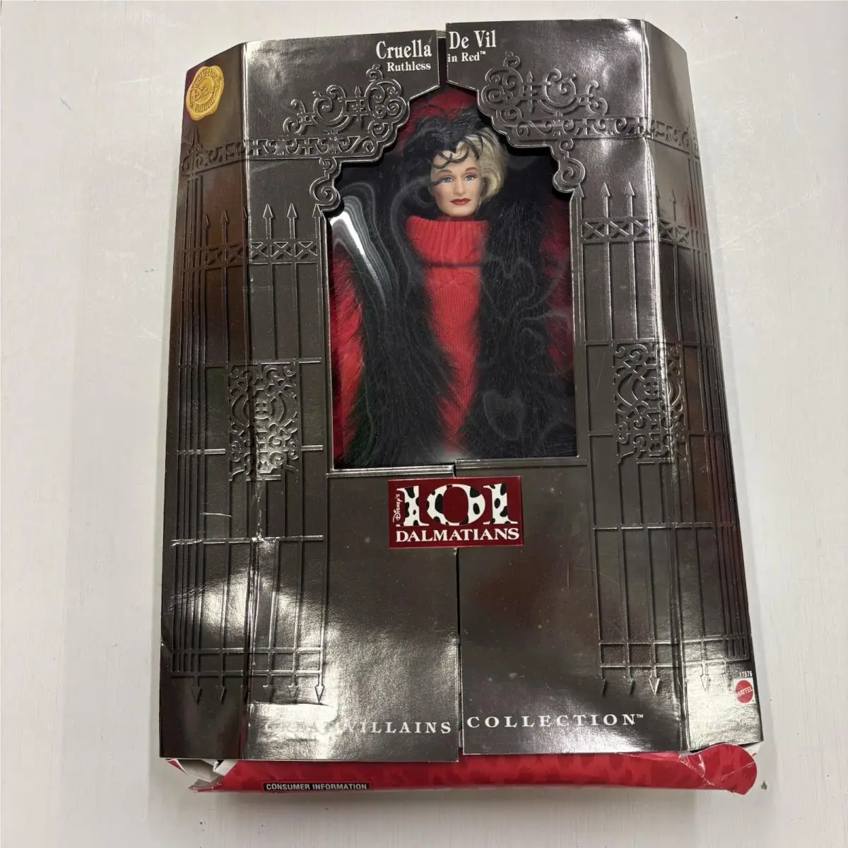 Barbie Mib Cruella Di Vil Ruthless in Red 101 Dalmatians Dmg Pkg