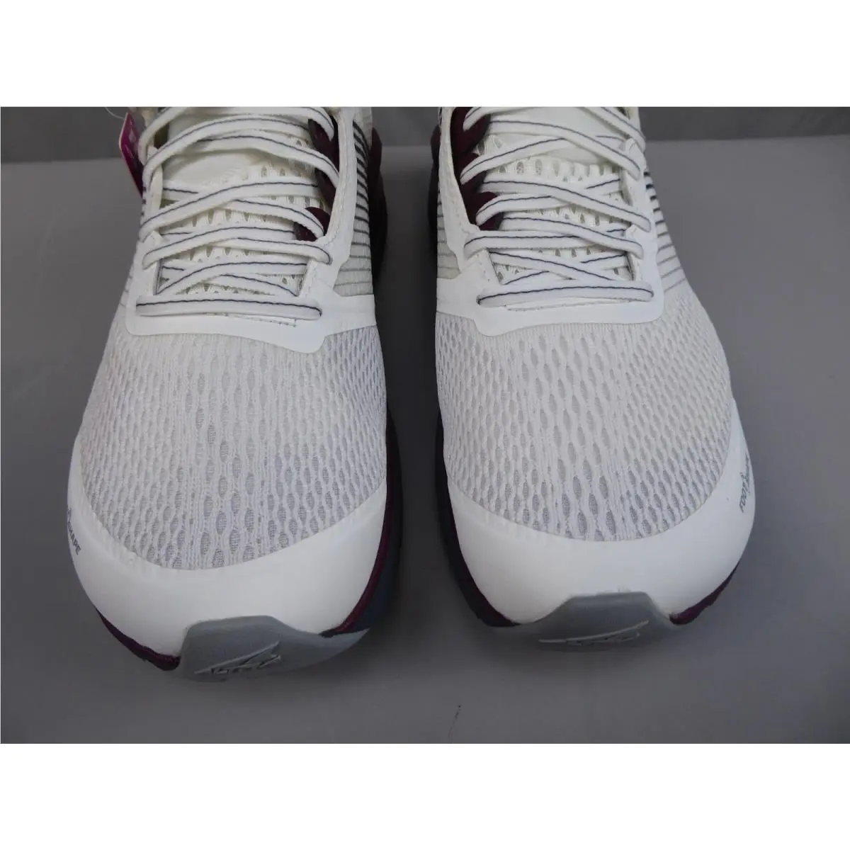 Altra shoes - Altra Provision 4 - Provision - Z8216 - White (UPC: 193391561455) 8
