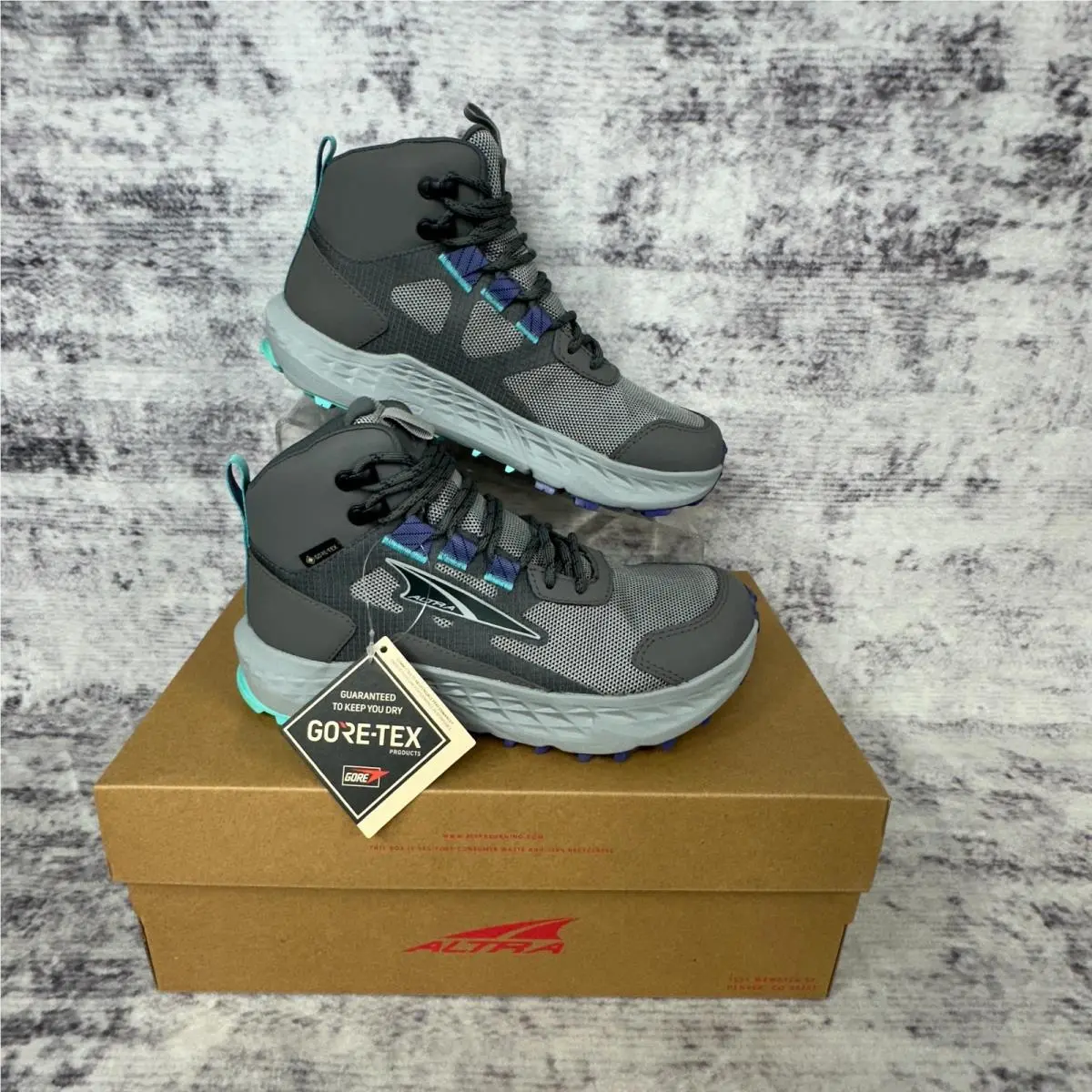Altra Women`s 6 Timp 5 Hiker Gtx Waterproof Hiking Shoes Gray Aqua Purple