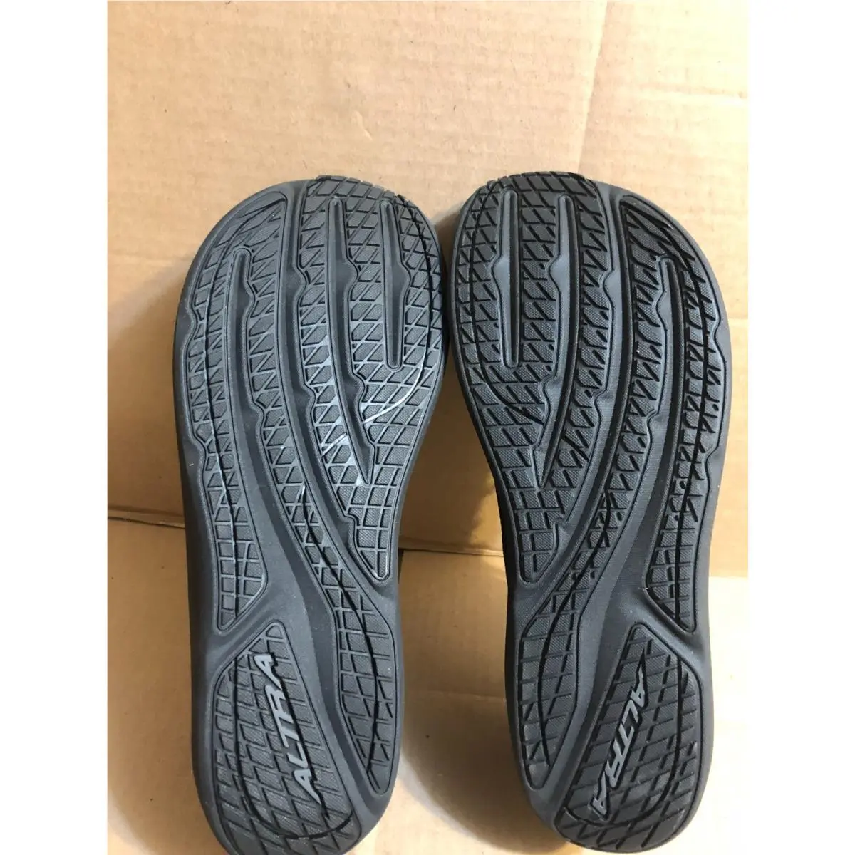 Altra shoes - Black (UPC: 198269678471) 7