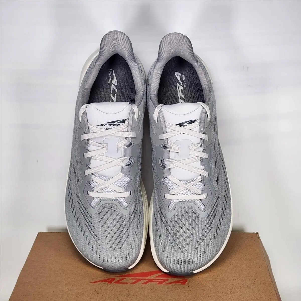 Altra shoes - Experience Flow 2 - Experience Flow - Gray 1