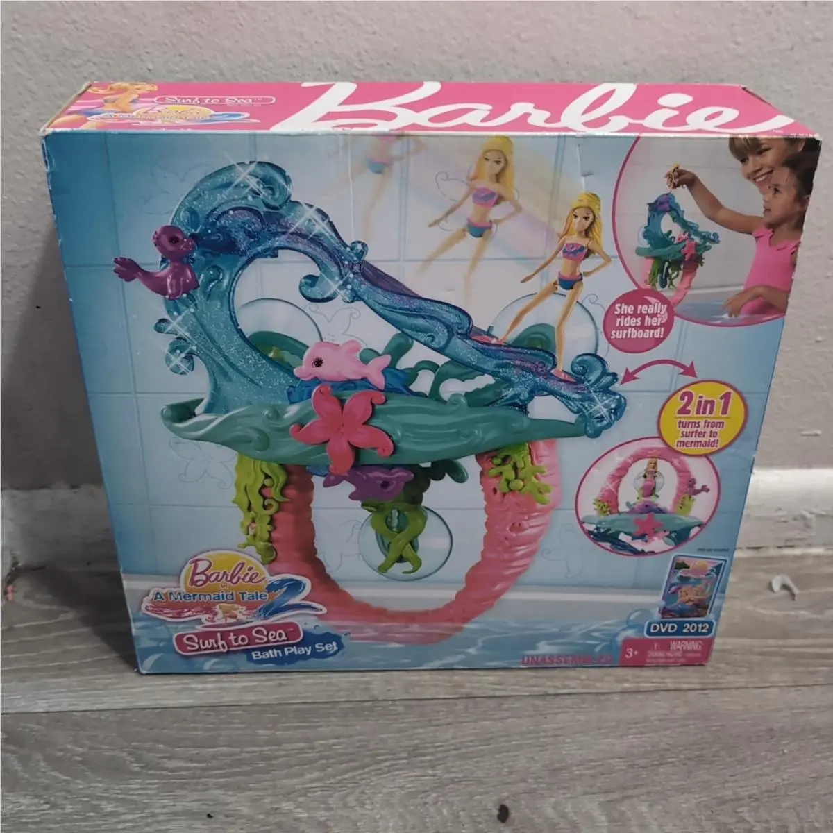 2011 Barbie A Mermaid Tail Surf to Sea Barbie Bath Playset Rare