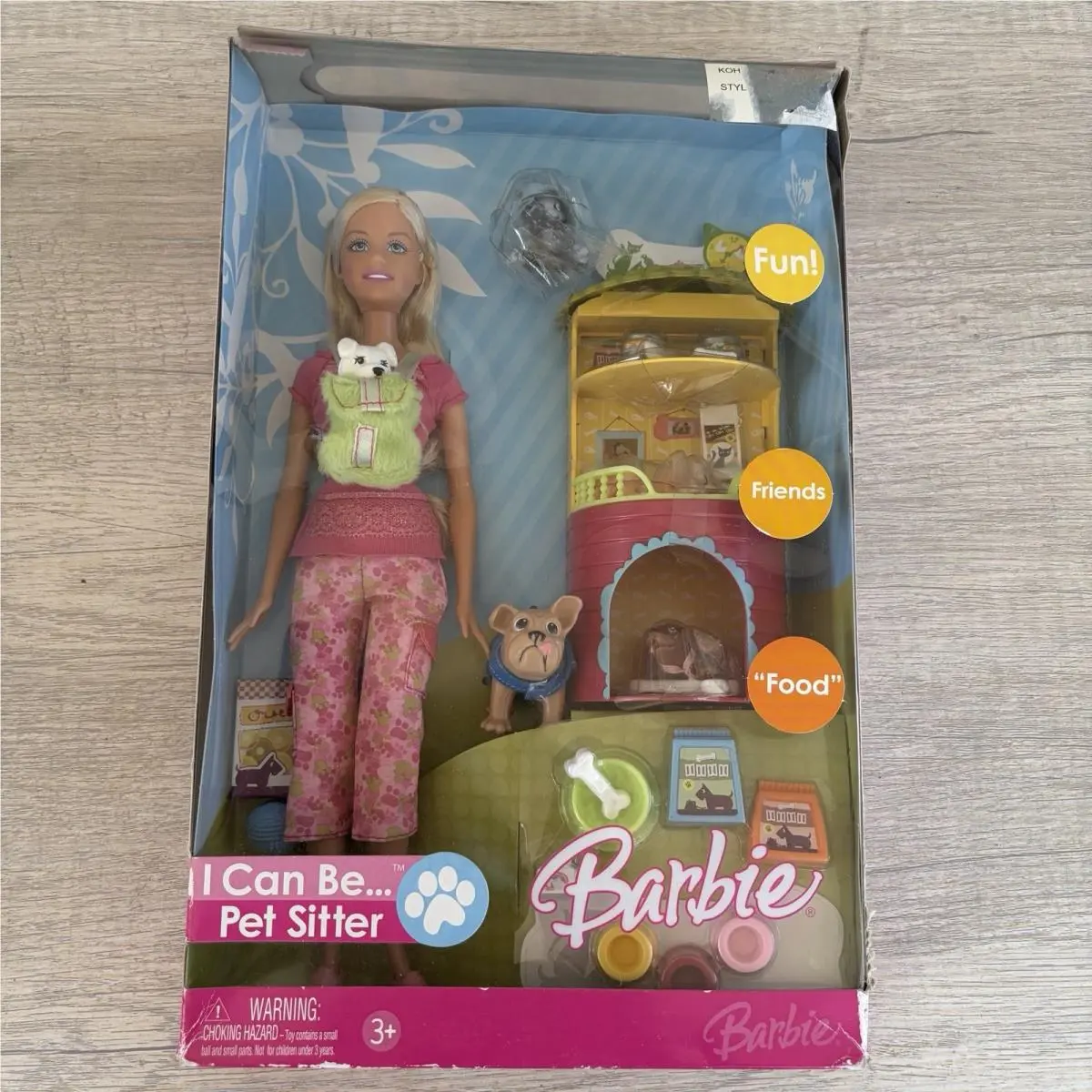 Vintage 2006 Barbie I Can Be a Pet Sitter Doll Pet Accessories- Mattel