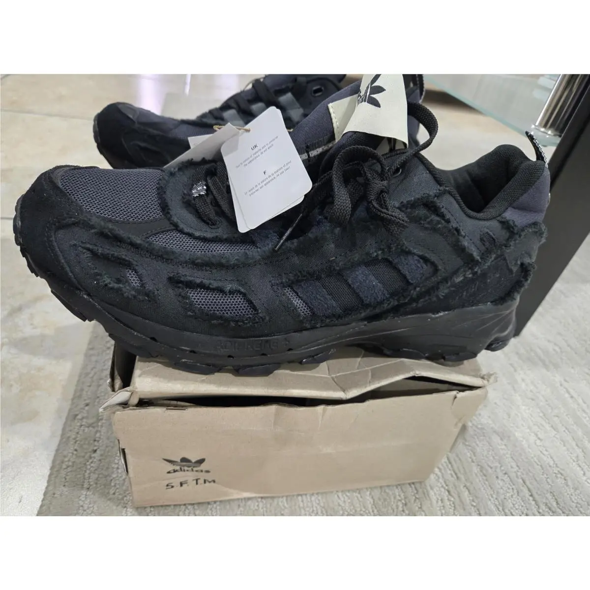 Adidas shoes - adidas Shadowturf - Shadowturf - IF9403 - Black 2