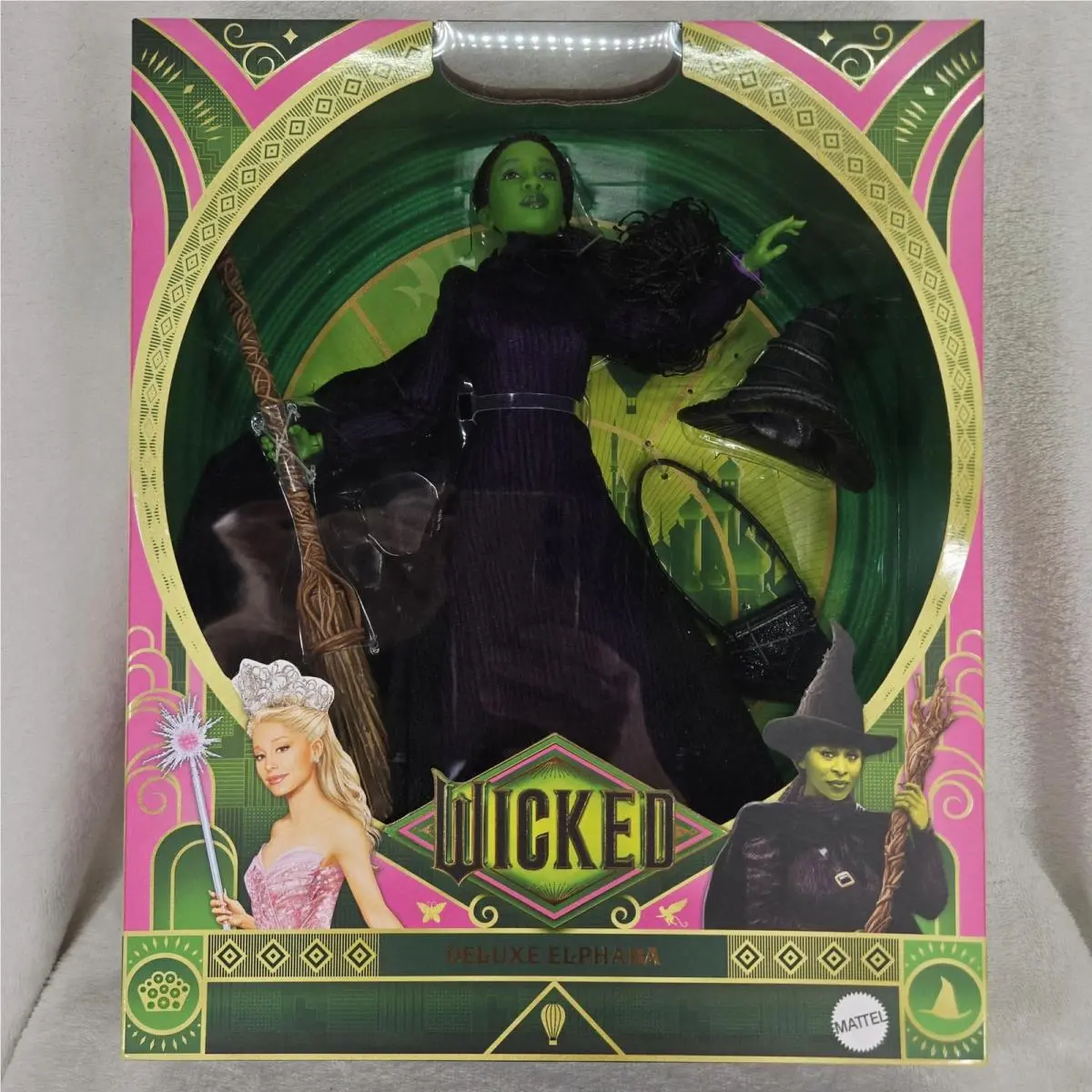 Mattel Wicked Deluxe Elphaba Fashion Doll Hat Purse Broom Stand Url Misprint