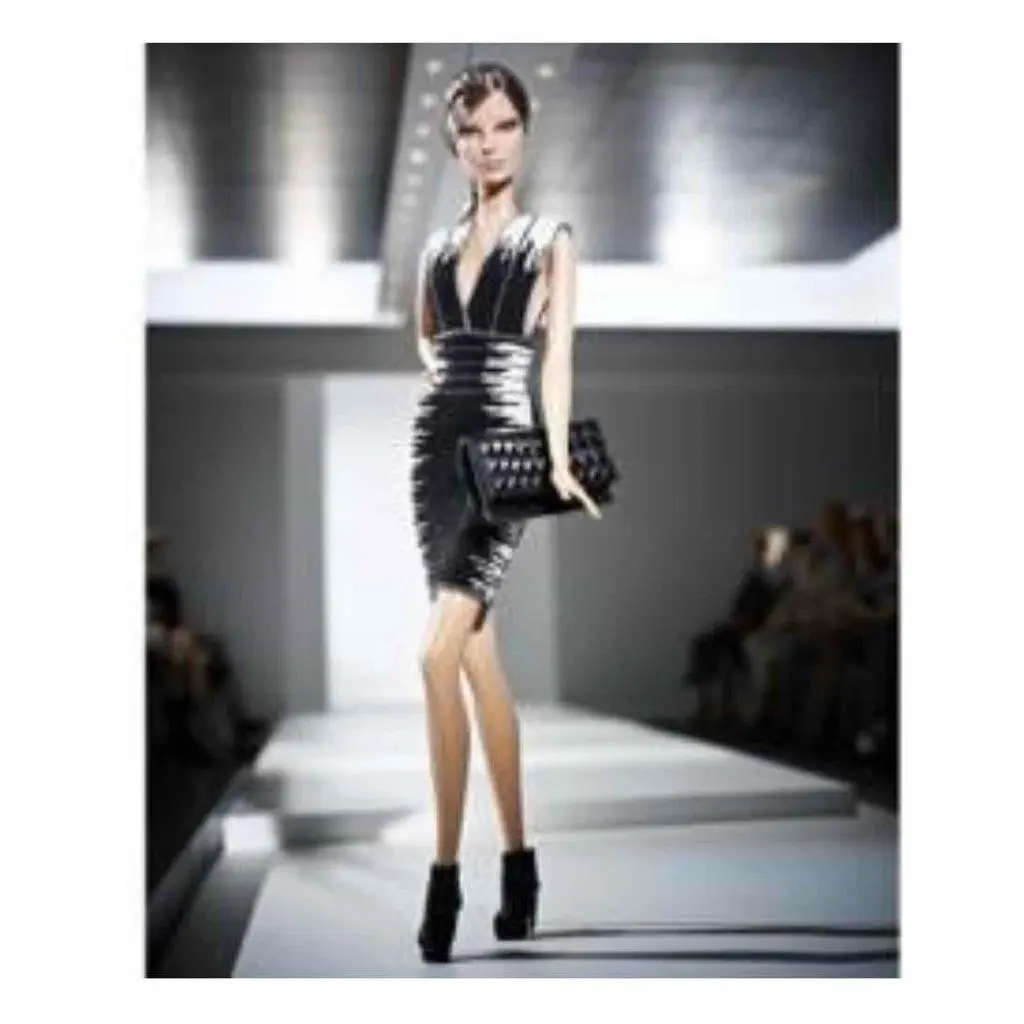 2013 Herve Leger Barbie Fashion Dressed Doll Gold Label By Max Azria Nrfb