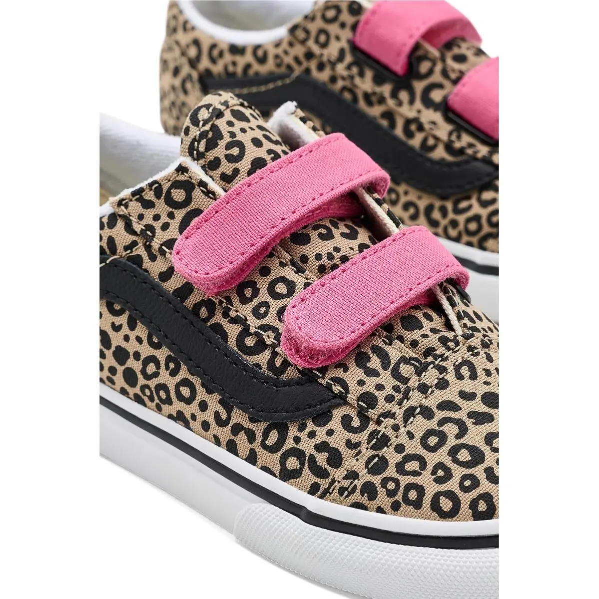 Vans shoes - Glow Bones Black/True White 18