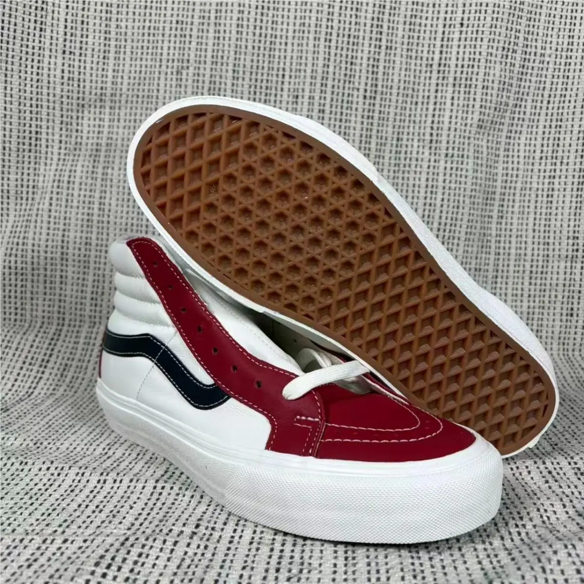 Vans shoes - VANS SK8-Hi Reissue - Reissue - VN0A4BVHXHT - Red 4