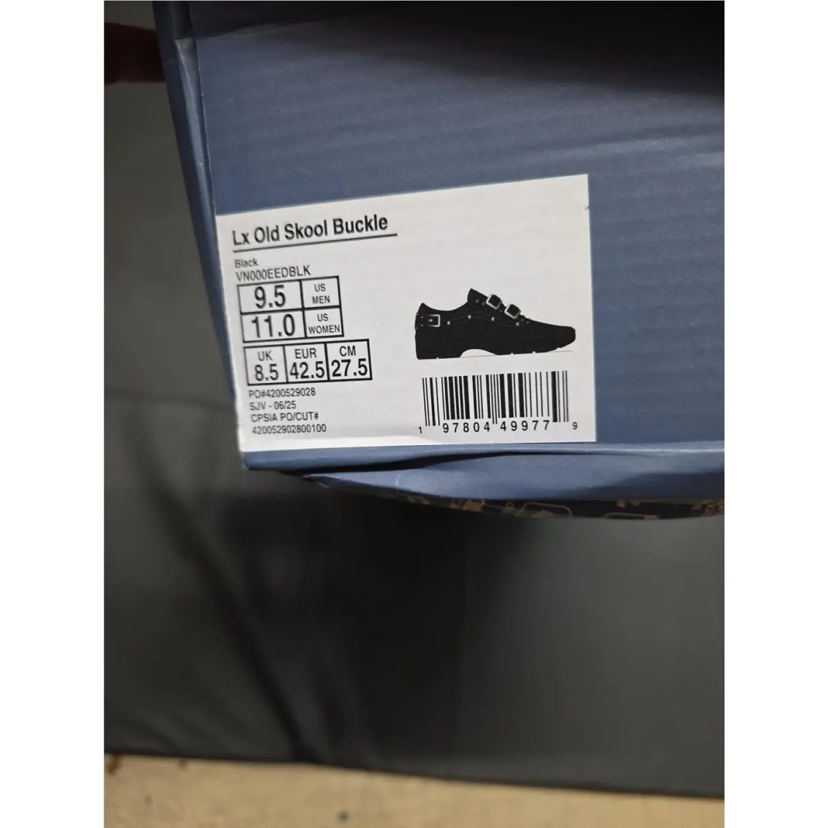 Vans shoes - Vans LX OLD SKOOL BUCKLE - VN000EEDBLK - multicolored 8