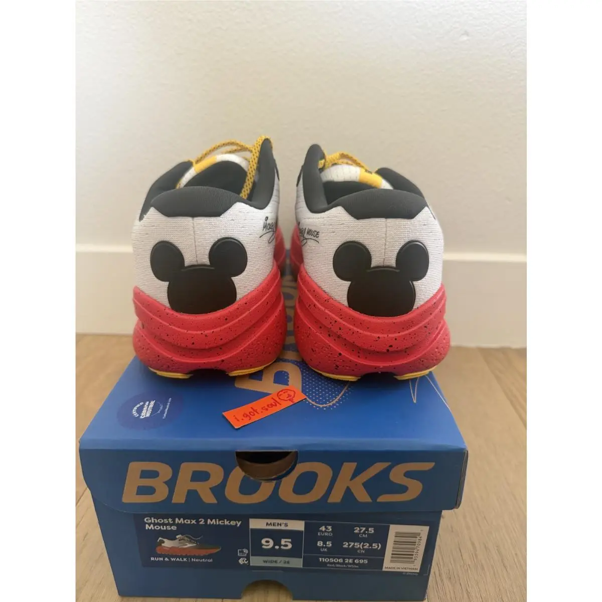 Brooks shoes - Brooks Ghost Max - Ghost Max - 110506-2E-695 - Red (UPC: 195394709841) 1