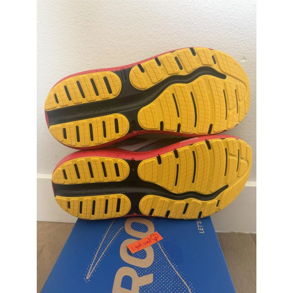 Brooks shoes - Brooks Ghost Max - Ghost Max - 110506-2E-695 - Red (UPC: 195394709841) 4