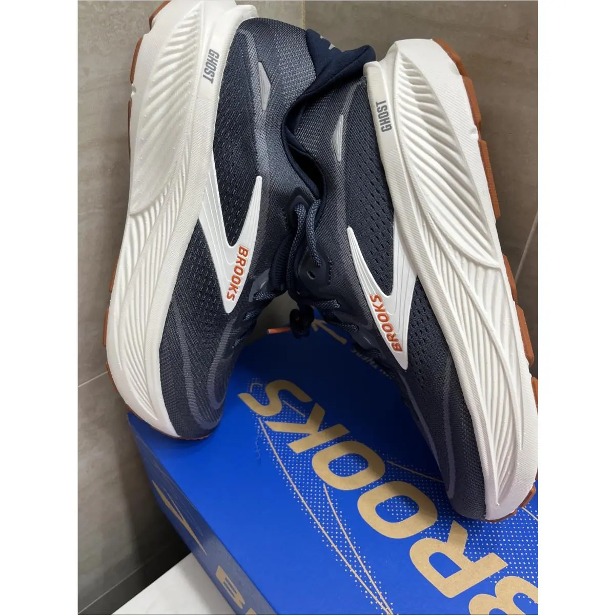Brooks shoes - Brooks Ghost 18 - Ghost - 1104931D429 - gray / blue 9