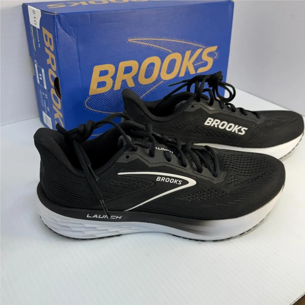 Brooks shoes - Brooks Women`s Launch 12 - Launch - 1203371B286 - Black 1