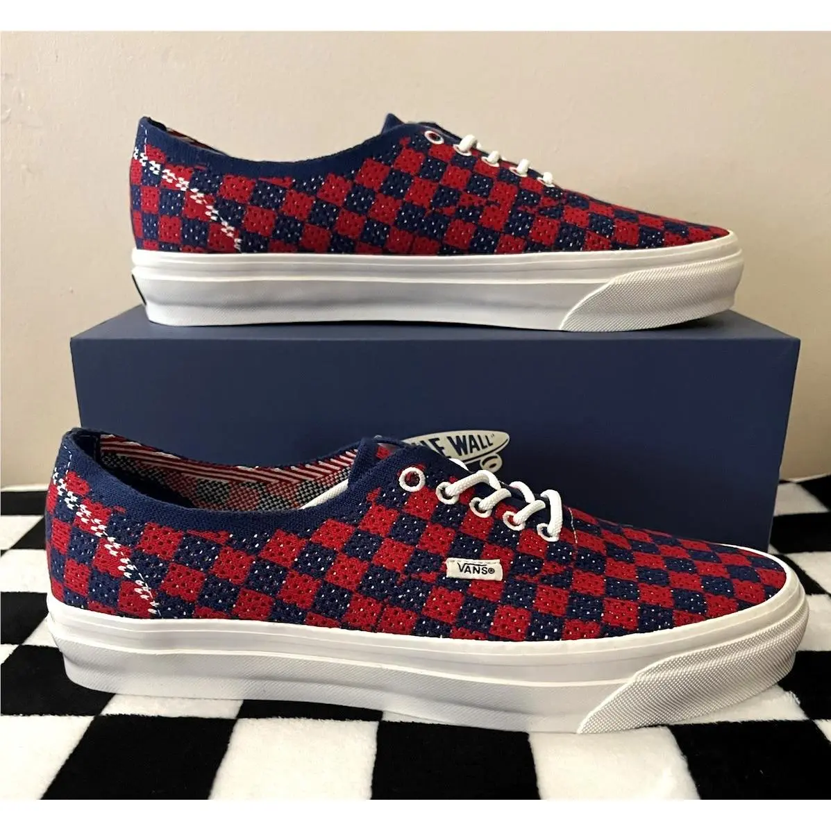 LX 44 EK Sneakers Punk Check Red/blue VN000EJCRDB Men’s 11 by Vans