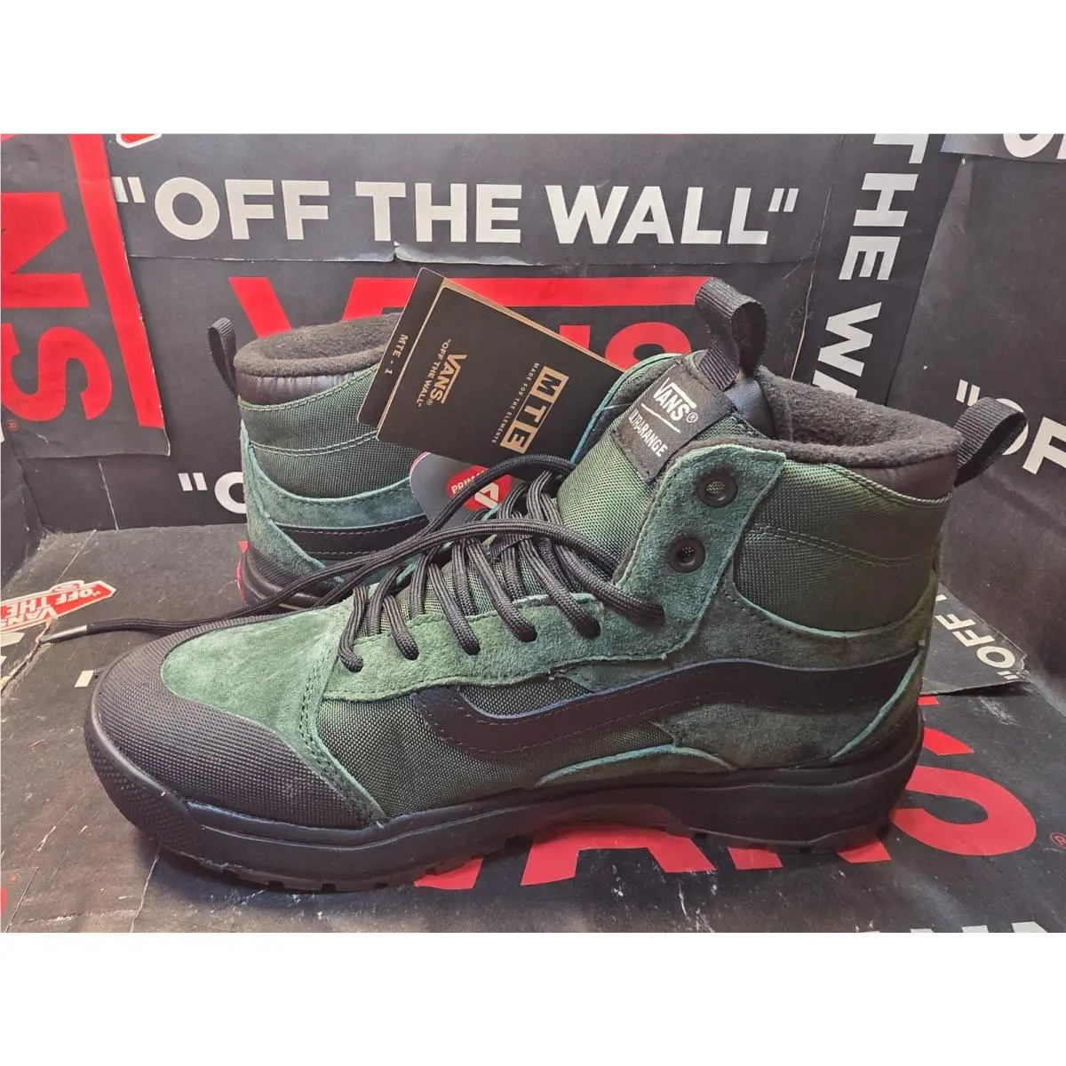 Vans shoes - VANS MTE - MTE - VN0AKS5BD6 - Green/Black 0