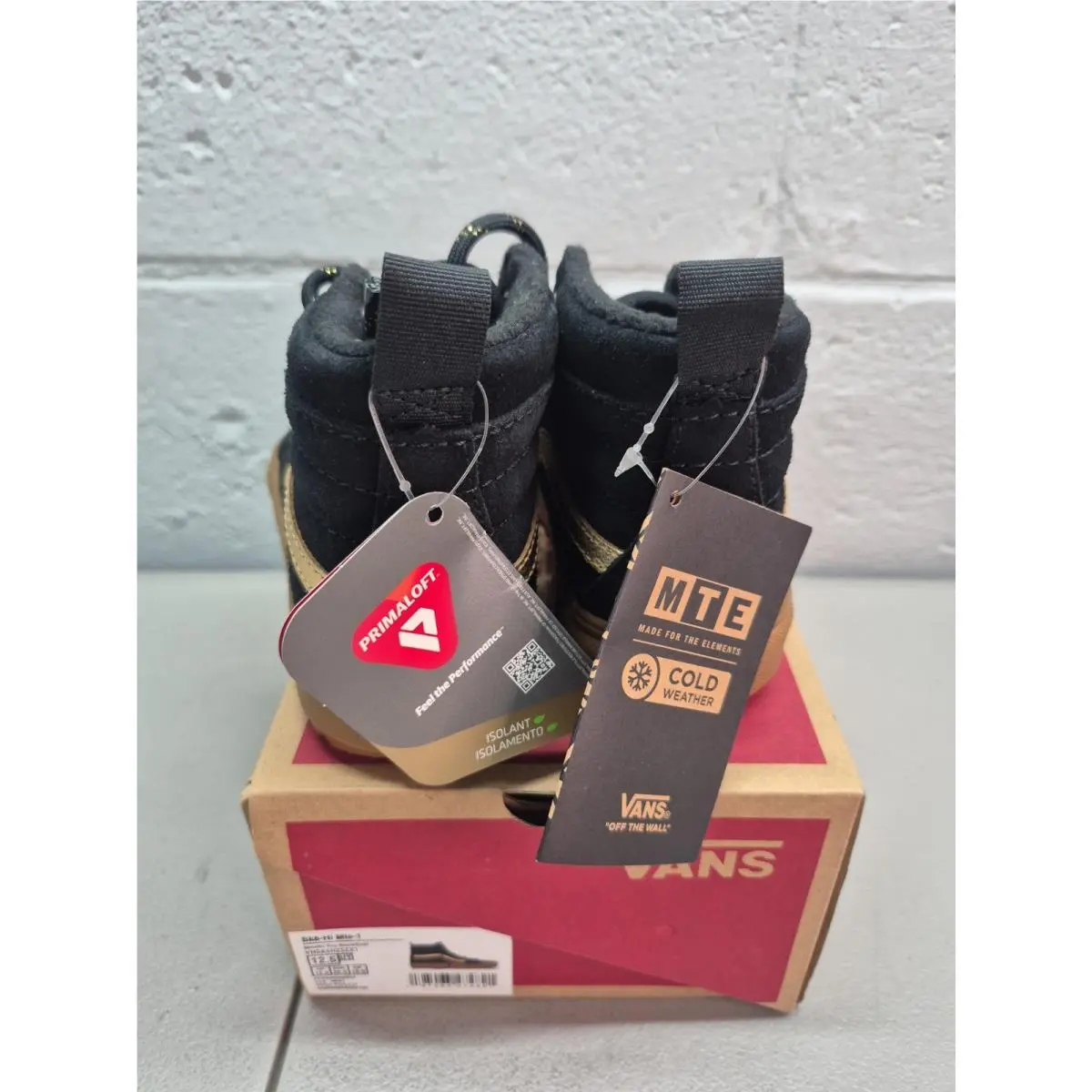 Vans shoes - Vans Sk8-Hi Mte - Mte - Black 1